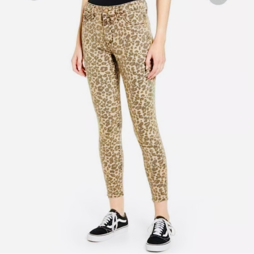 NWT STS Blue Ellie Ankle Skinny Distressed High Rise Leopard Print